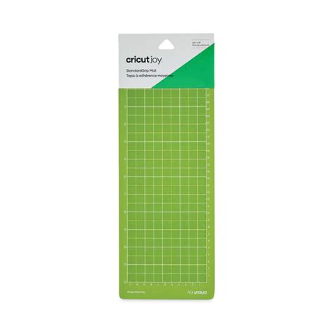 2007932 - Cricut Joy Joy Standardgrip Mat Large En Fr; 1 reusable machine mat 4.5\" x 12\" (11.4 cm x 30.5 cm); Secure medium-weight materials, including Adhesive-Backed Deluxe Paper, and Infusible Ink™ Transfer Sheets; For Cricut Joy™ only; Make fun and functional projects like gift tags, T-shirts, coasters, and so much more; Made with long-lasting, water-based adhesive